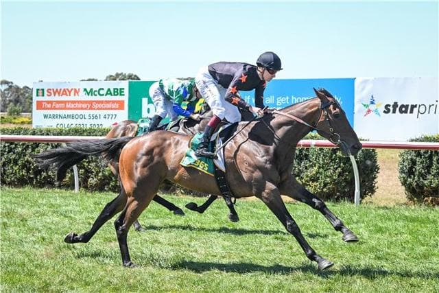 Active Duty Salutes at Geelong