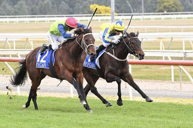 Maiden Success for First Chorus